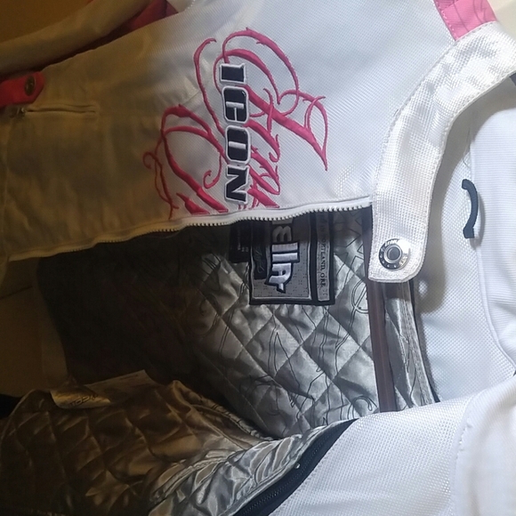 Women's Icon Moto motorcycle jacket - Picture 3 of 5